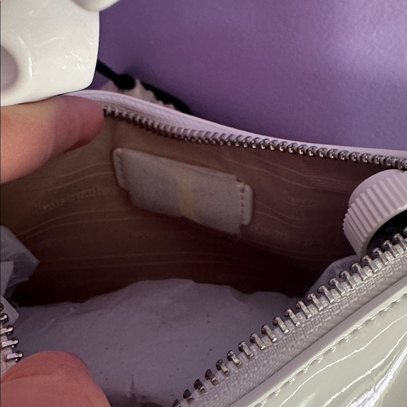 Nwt Kate spade squeeze white paint patent leather bag - Picture 9 of 10